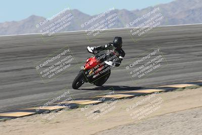 media/Oct-13-2025-Moto Forza (Mon) [[a66d839500]]/4-C Group/Session 2 (Bowl)/